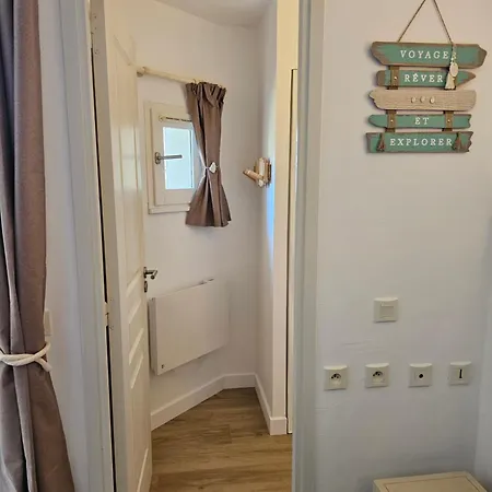 En Avec Piscine Apartment *