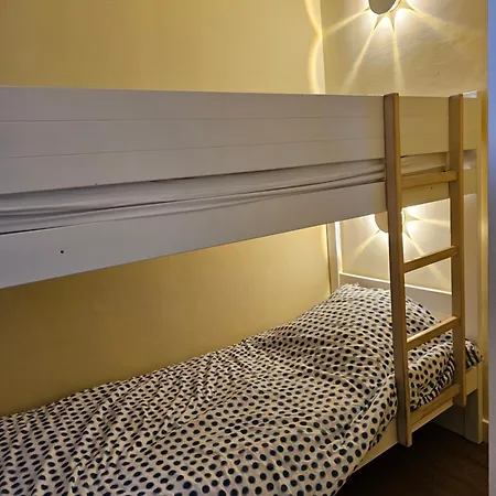 En Avec Piscine Apartmán *